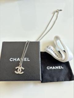 CHANEL ロゴ　ラインストーン　ネックレス