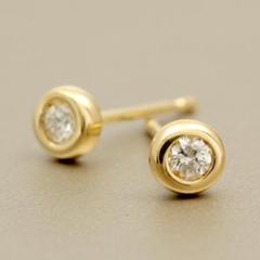 K18YG 1粒ダイヤモンドピアス合計0.10ct スタッドピアス※キャッチ付き