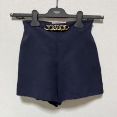 ヴァレンティノ　ショートパンツ チェーン ヴァレンティノ ショートパンツ チェーン - メルカリ