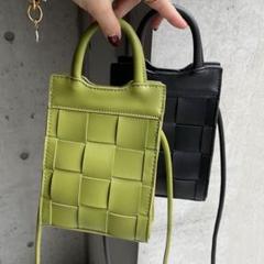フェイクレザーショルダーバッグ　緑のサムネイル