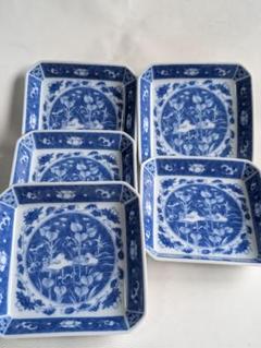 深川製磁 宮内庁御用達 花丸紋 角小皿揃　角皿　小皿　5枚 Amazon | 深川製磁 宮内庁御用達 花丸紋 角小皿揃 角皿 小皿 5枚