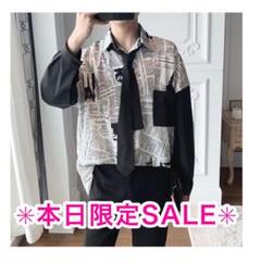 送料無料 新品 ニュースペーパー柄 お洒落シャツ ネクタイ付き モノクロ