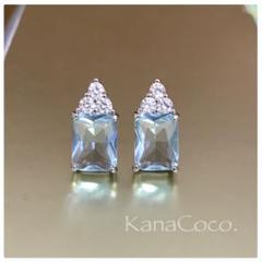 【新品】爽やかなイメージを引き立てるアクアマリンピアス