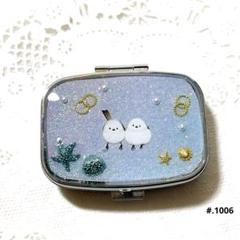 シマエナガ❁⃘*.゜レジンピルケース ハンドメイド レジン ピルケース 小物ケース シマエナガ 星 月