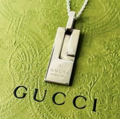 GUCCI 新品同様品　G刻印クロスプレートネックレス　極美品　925シルバー GUCCI 新品同様品 G刻印クロスネックレス 極美品 925シルバー