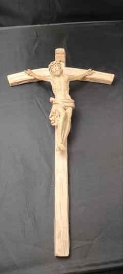 よく見る「芸能人が愛用 壁掛け INRI イエスキリストの磔刑 木彫りヨーロッパ産 メルカリ - その他