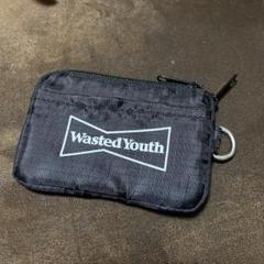 【レアカラー】Wasted Youthトラベルケースミニ VERDY ヴェルディ Wasted Youth TRAVEL CASE MINI – HUMAN MADE Inc.