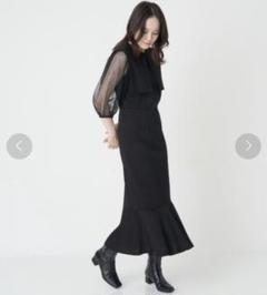 【美品】a.v.v アーヴェヴェ　パーティードレス　結婚式　黒　Mサイズ a.v.v（アー・ヴェ・ヴェ）のワンピース・ドレス｜おすすめから