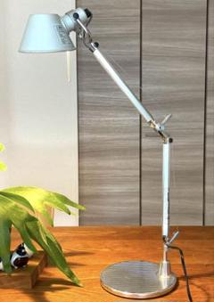 週末限定値下げ！アルテミデ　美品　TOLOMEO TAVOLO　正規品　シルバー Tolomeo Table アルミ W Max1185mm - YAMAGIWA OnlineStore