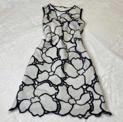 グレースコンチネンタル　 美品　ウエストリボン　ノースリーブワンピース　花柄 フラワー刺繍ノースリーブワンピース / GRACE CONTINENTAL