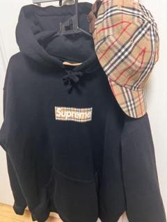 Supreme × Burberry BOXロゴパーカー メルカリ最安値 2025年最新】supreme パーカー ボックスロゴ バーバリーの人気