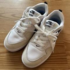 Nike ALLEYOOP スニーカー ホワイト/ベージュのサムネイル