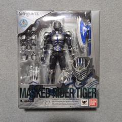 S.H.フィギュアーツ 仮面ライダータイガ (完成品) - ホビー