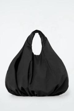 COS ハンドバッグ COS(コス) バッグ・カバン(レディース) - 海外通販のBUYMA