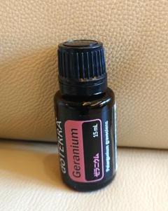 doTERRA ゼラニウム エッセンシャルオイル 15ml - メルカリ