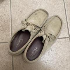 美品　CLARKS ベージュ モカシン CLARKS ORIGINALS モカシン ベージュ 6.5 - メルカリ