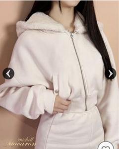 ミシェルマカロン パールロゴボアフーディー