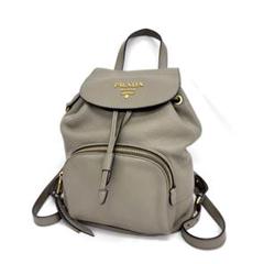 ✨PRADA レザー バックパック✨のサムネイル