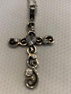 STAR JEWELRY スタージュエリー クロス ダイヤモンド ネックレス