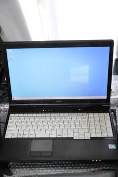 富士通ノートPC LIFE BOOK A552/F