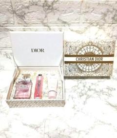 Amida⭐️⭐️　新品　美品　 Miss　Dior　ギフトセット Amida様専用 新品 美品 Miss Dior ギフトセット - メルカリ