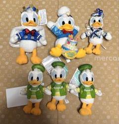 ドナルド 誕生日 ぬいぐるみ 2点セット ディズニー ドナルド2025誕生日ぬいぐるみ ぬいぐるみバッチ