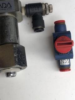 【ADA他】大型ボンベco2添加機器セット　アタッシュレギュレーター、電磁弁他 2025年最新】ada co2 レギュレーターの人気アイテム - メルカリ