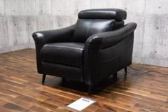 YAMADA×IDC大塚家具　本革電動ソファ　1人掛　送料込み DCC22 極美品 YAMADA×IDC大塚家具 最上位モデル 1人用電動ソファ