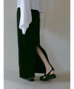 ETRE TOKYO 完売 スリットサテンスカート 大人気 ロング M ブラック ETRE TOKYO 完売 スリットサテンスカート 大人気 ロング M