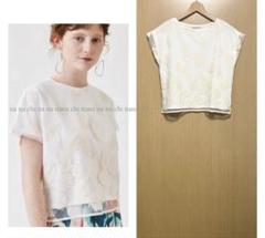 美品　ボールジィ　洗える　チュール　刺繍　カットソー　Tシャツのサムネイル