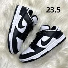 【サリー】NIKE ダンクロー　パンダ　ウィメンズ23.5センチ ナイキ ダンク ロー パンダ（NIKE／レディースシューズ