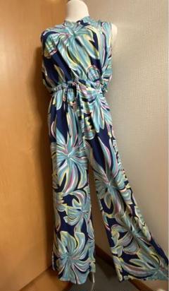 【美品 フラダンス衣装】イエロー Ocean Blue Bird ワンピース 白 美品 フラダンス衣装】イエロー Ocean Blue Bird ワンピース 白