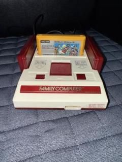【動作未確認】任天堂ファミリーコンピュータ ファミコン本体 カセット