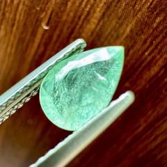 0.88ct パライバトルマリン ルース 1098 天然 非加熱 宝石鑑別書付き
