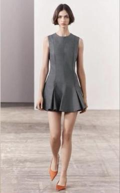 【完売品】ZARA スケーターワンピース　黒　S　新品未使用タグつき zara スケーターワンピースxs - メルカリ