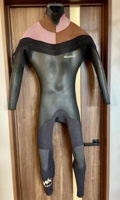 新品未使用・未着用 老舗ブランドDOVE 3㎜ ジャージシーガル