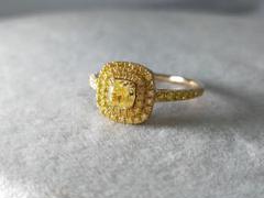 FANCY INTENSE YELLOW 0.53ct VS2 18金リング
