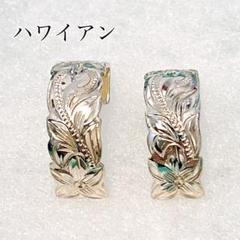 【美品】ハワイアンジュエリー 彫刻ピアス シルバー×ゴールド トロピカルデザインのサムネイル