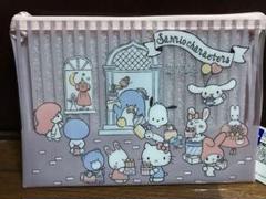 サンリオキャラクターズ　ポーチ　フラットポーチ　新品