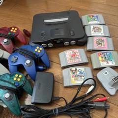 NINTENDO64 本体とコントローラー4つ、ゲーム6本