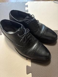美品COLE HAAN ブラック　ビジネスシューズ　6.5W 24.5cmワイドのサムネイル