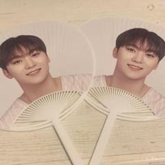 2025年最新】seventeen うちわ スングァンの人気アイテム - メルカリ
