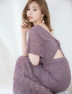 フレイアイディー　スクエアネックスリット　ワンピース　1 美品　白石麻衣着用 fray i.d 白石麻衣着用 スクエアネックスリットワンピ