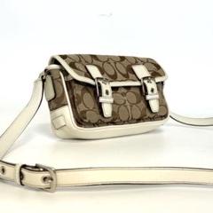 美品 コーチ ショルダーバッグ ミニフィールド シグネチャー ホワイト 6844