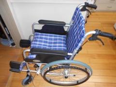 (送料無料)自走用車椅子 チェック柄 自走用車椅子 青と白のチェック柄