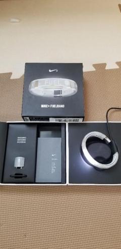【レア】Nike-fuelband ホワイト アイス S