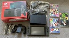 Nintendo Switch Joy-Con グレー本体　ソフト付き