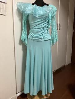 美品 社交ダンス衣装】ワンピース ドレス ICHIOKU 水色 無地 袖なし