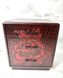 鎌倉彫 伝統工芸品 牡丹 花丸 メイクボックス 3段　未使用 鎌倉彫 伝統工芸品 牡丹 花丸 メイクボックス 3段 未使用