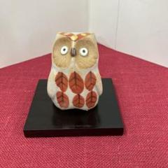 お値下げしました。七彩のフクロウ白木手作り